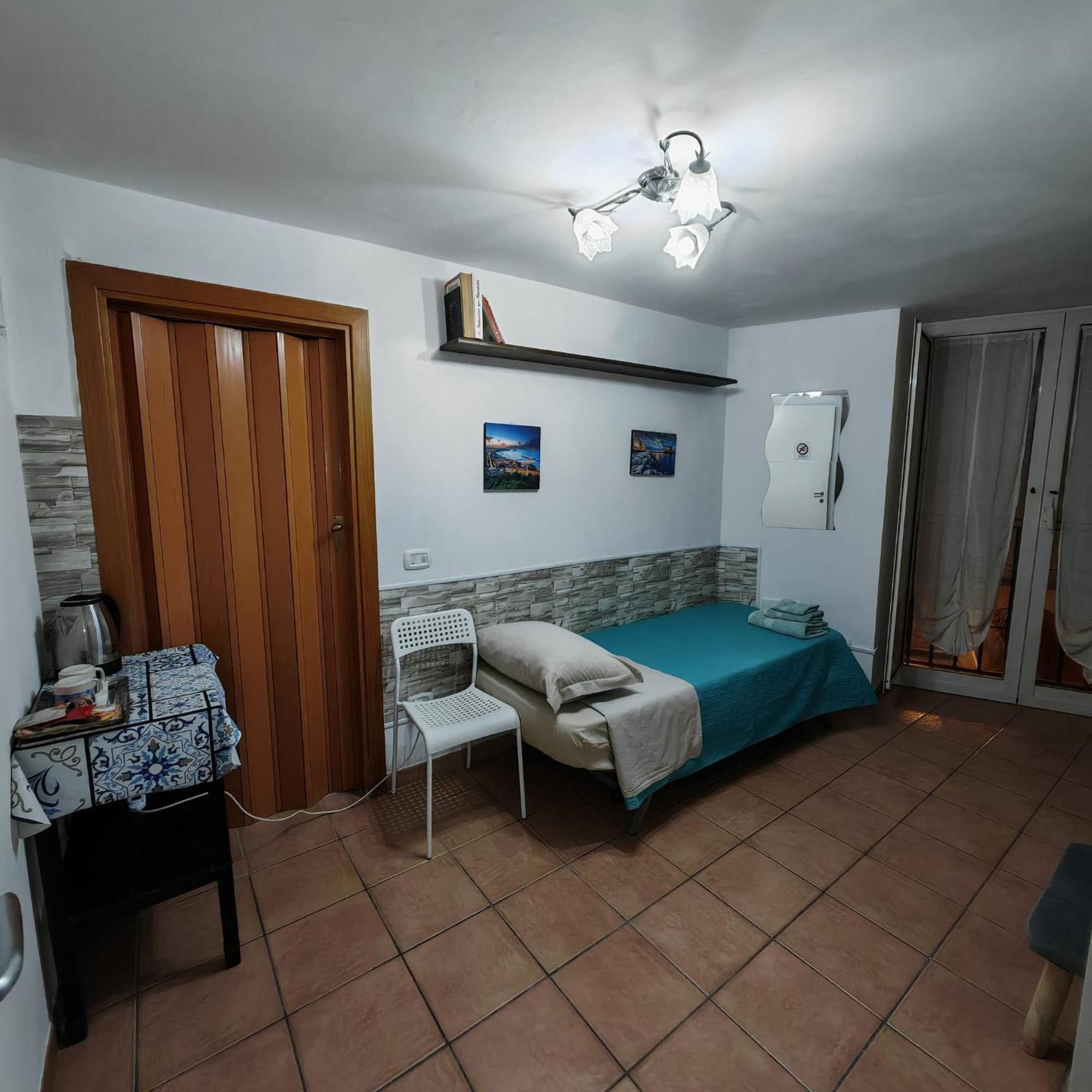 The Second Floor Hotel Nápoly Kültér fotó